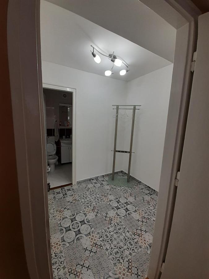 סרמסקה מיטרוביקה Apartman Jovana מראה חיצוני תמונה